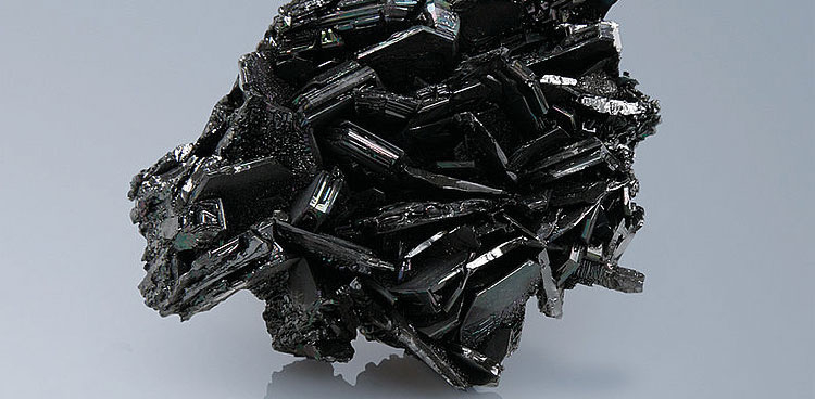 Silicon Carbide is Projected to Driven by Advancement in the Semiconductor Industry