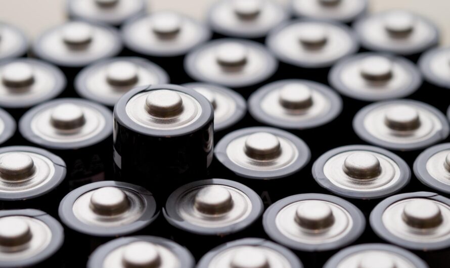 Zinc-Air Battery Market is Estimated to Witness High Growth Owing to Advancement in Energy Storage Solutions